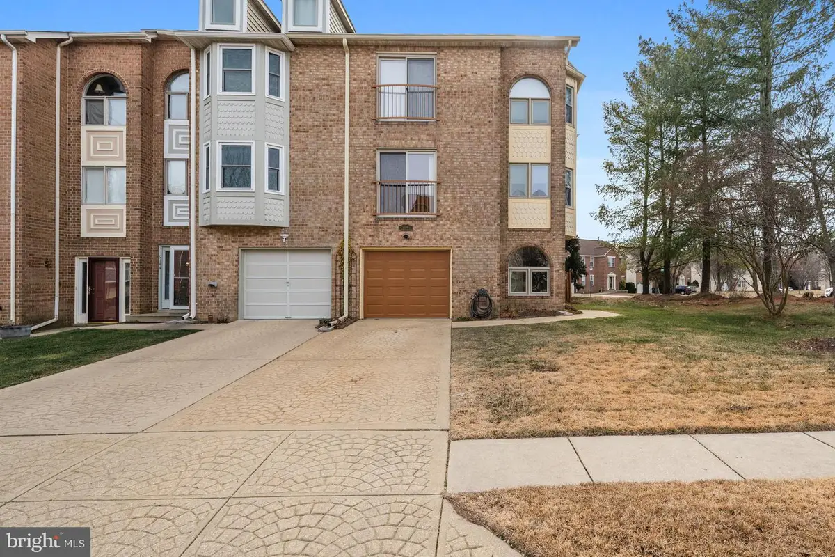 9146 Hardesty Dr, Clinton, MD 20735 - Image #1