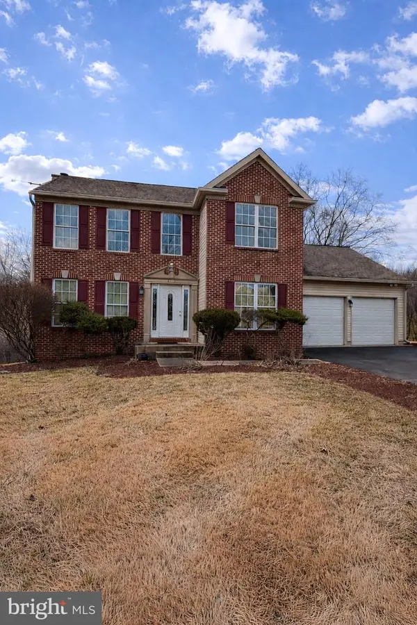 8105 Birdsong Dr, FORT WASHINGTON, MD 20744