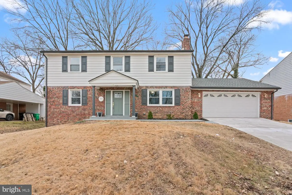 201 Colton St, Upper Marlboro, MD 20774 - #1