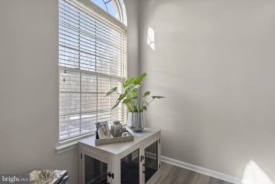 904 Pine Forest Ln, Upper Marlboro, MD 20774 - Image #3