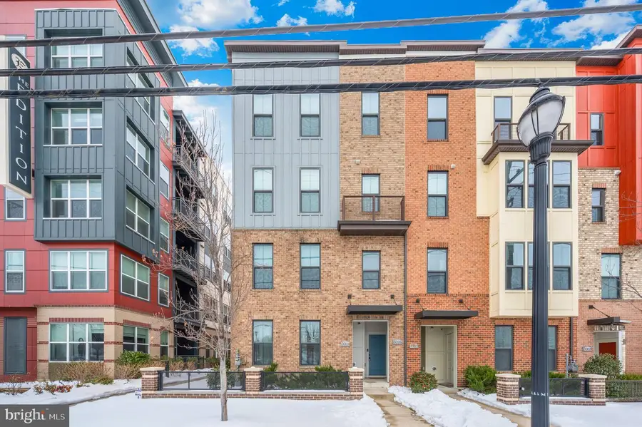 3326 Tribune Ct, Hyattsville, MD 20782 - Image #2