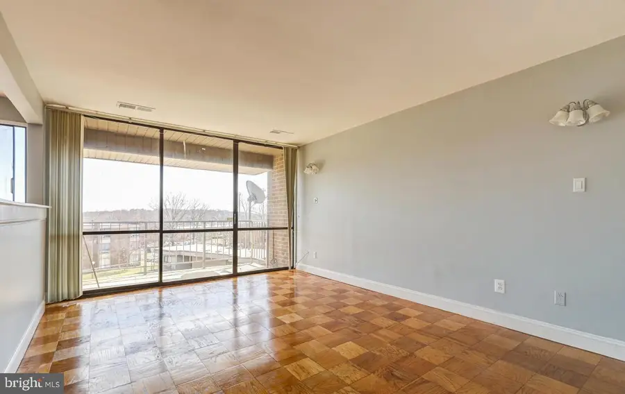 7957 Riggs Rd #12, Hyattsville, MD 20783 - #2