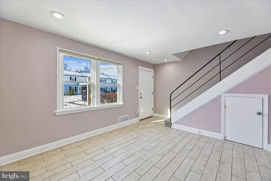 2551 Colebrooke Dr, Temple Hills, MD 20748 - #3