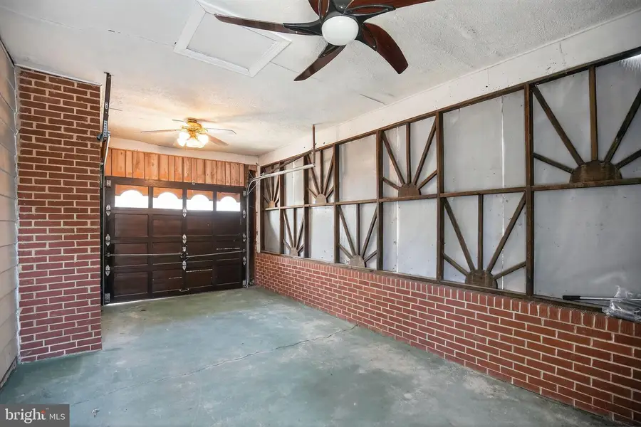 9009 Ivanhoe Rd, Fort Washington, MD 20744 - #3