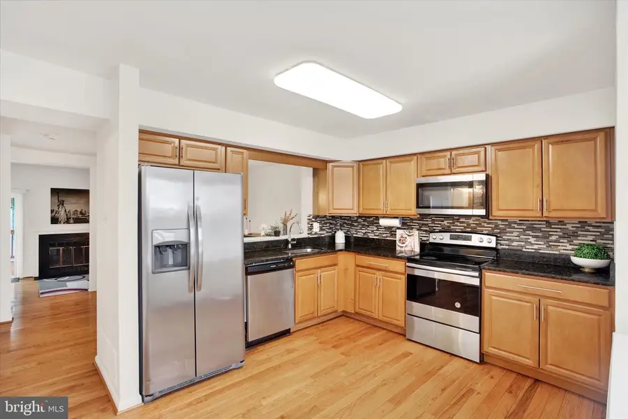 15008 Courtland Pl, Laurel, MD 20707 - #2