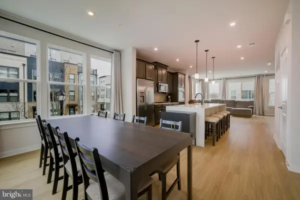 5615 Alpha Ridge Ave, HYATTSVILLE, MD 20782