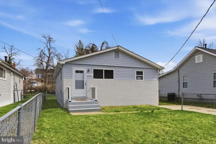 405 Birchleaf Ave, Capitol Heights, MD 20743 - #3