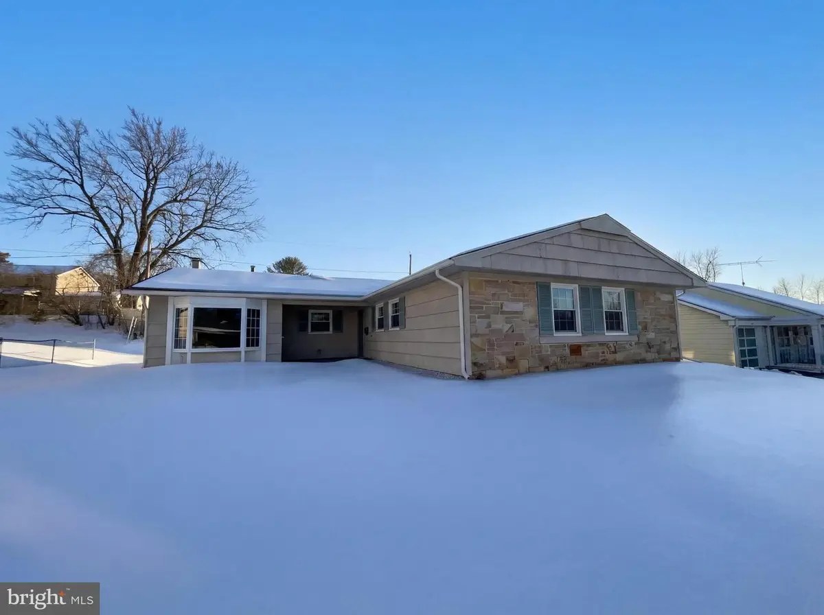 15717 Presswick Ln, Bowie, MD 20716 - #1