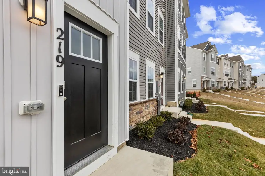 5217 Manor Park Dr, Upper Marlboro, MD 20772 - #3