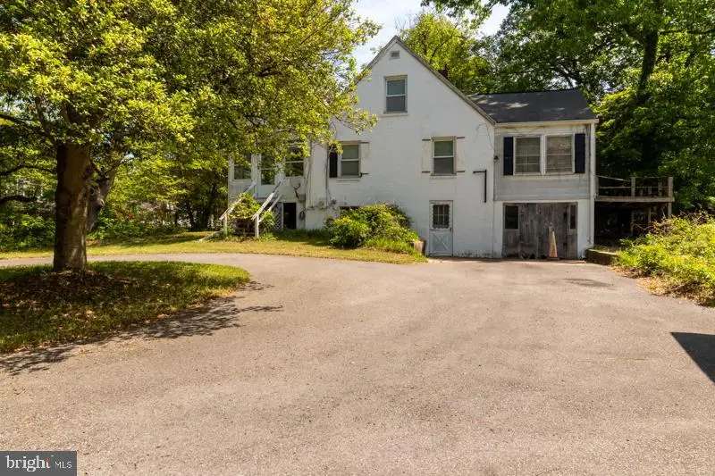 12111 Daisy Ln, Glenn Dale, MD 20769 - #2