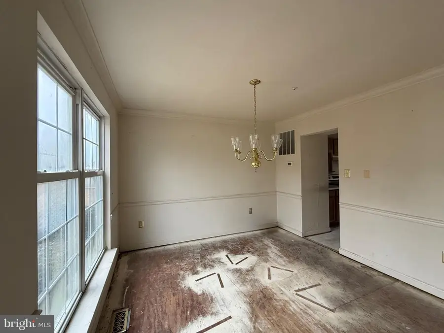 8210 Birdsong Dr, Fort Washington, MD 20744 - #2