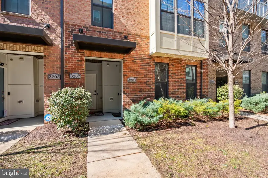 3207 Tribune Ct, Hyattsville, MD 20782 - #3