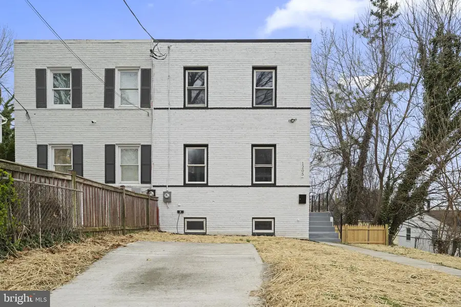 1205 Abel Ave, Capitol Heights, MD 20743 - #2