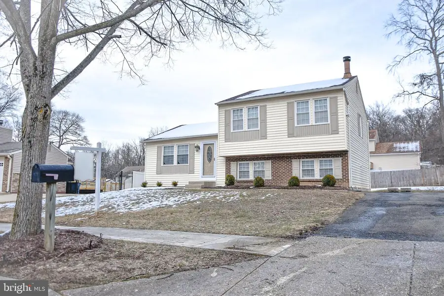 911 Wrigley Pl, Fort Washington, MD 20744 - #2