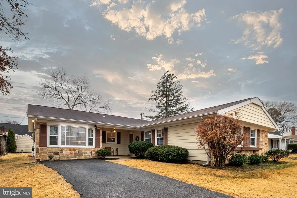 2818 Belair Dr, Bowie, MD 20715 - #1