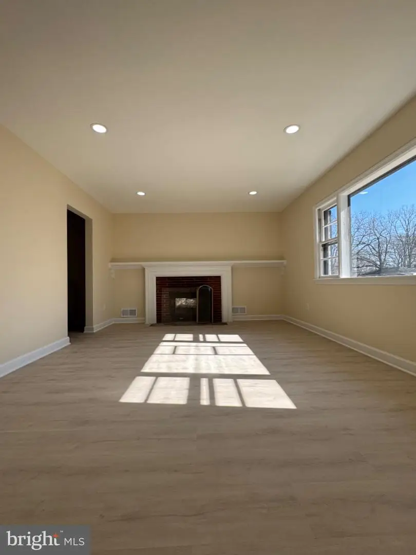 5009 Barto Ave, Suitland, MD 20746 - #3