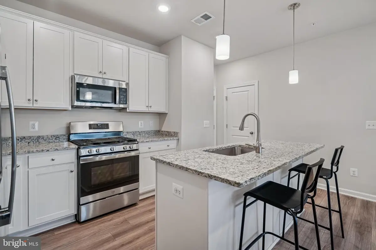 9707 Vang Dr, Lanham, MD 20706 - #1