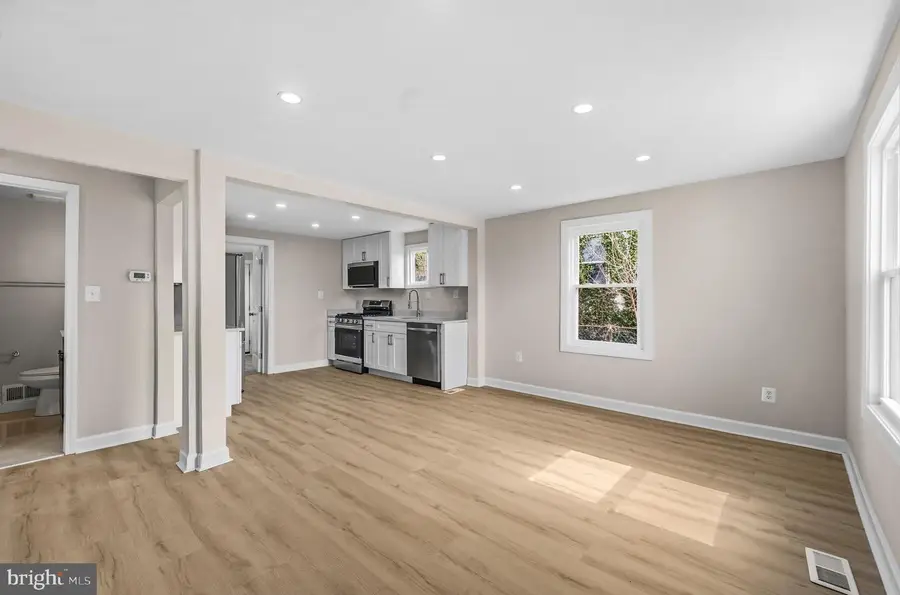 5428 Taussig Rd, Bladensburg, MD 20710 - #2