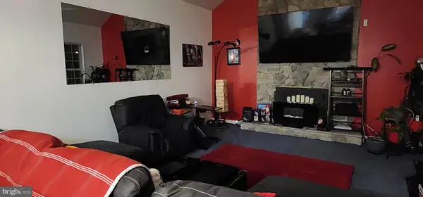 10606 Birdie Ln, UPPER MARLBORO, MD 20774