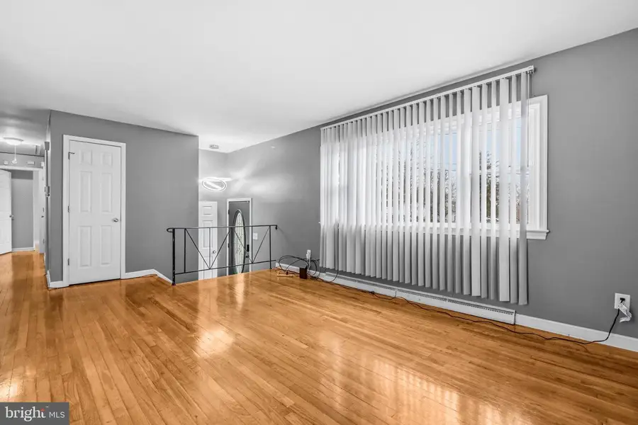 6426 Trude St, Temple Hills, MD 20748 - #2