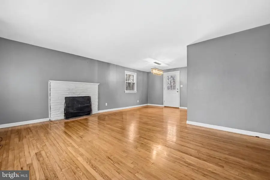 6426 Trude St, Temple Hills, MD 20748 - #3