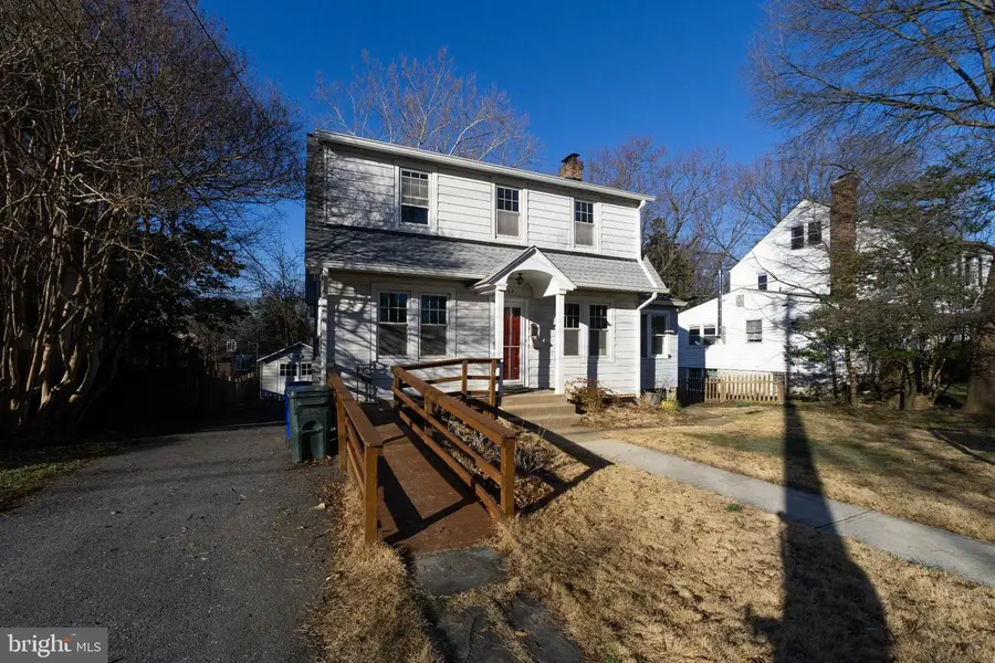 4302 Sheridan St, University Park, MD 20782 - #2