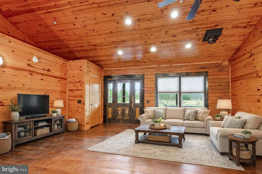 18304 Cedarville Rd, Brandywine, MD 20613 - #2