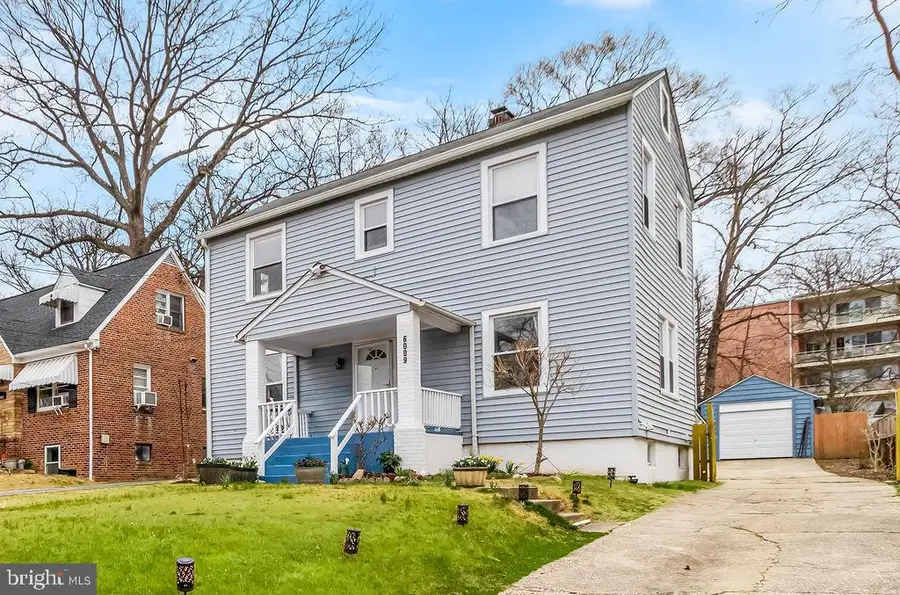 6009 41st Ave, Hyattsville, MD 20782 - #2