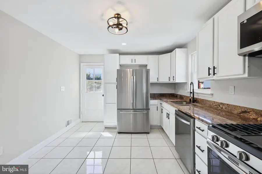 10908 Wharton Dr, Upper Marlboro, MD 20774 - #3