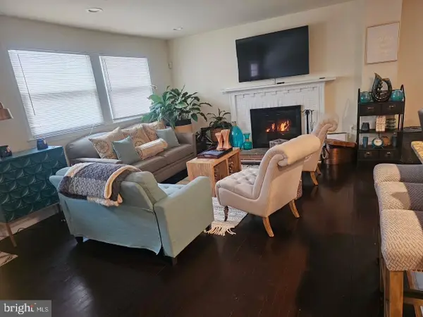 7500 Harrison Ln, TEMPLE HILLS, MD 20748