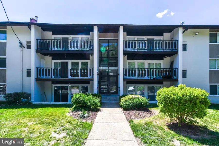 3122 Brinkley Rd #302, Temple Hills, MD 20748 - #2