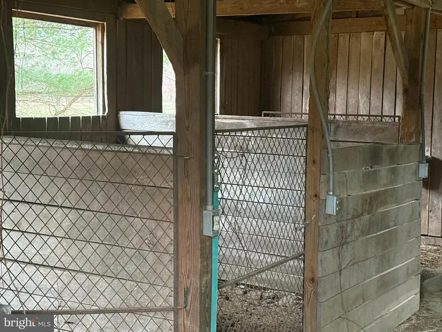 16400 Candy Hill Rd #*horse Barn*, Upper Marlboro, MD 20772 - #2