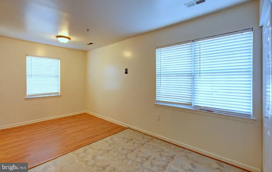 525 Red Coat Pl #1021, Fort Washington, MD 20744 - #3