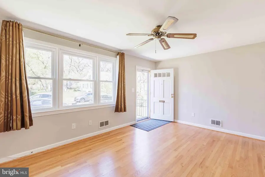 9117 49th Pl, College Park, MD 20740 - #2