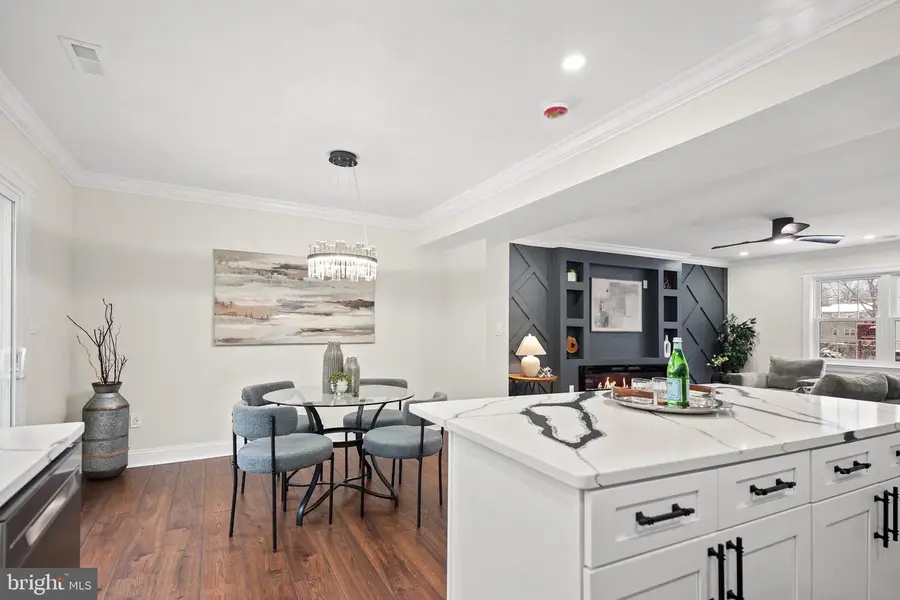 6021 Applegarth Pl, Capitol Heights, MD 20743 - #2