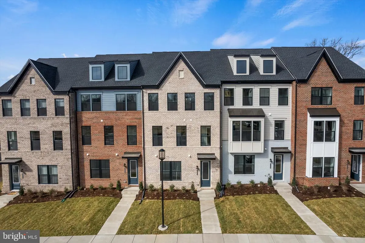 3000 Early Harvest Ave, Upper Marlboro, MD 20774 - #1