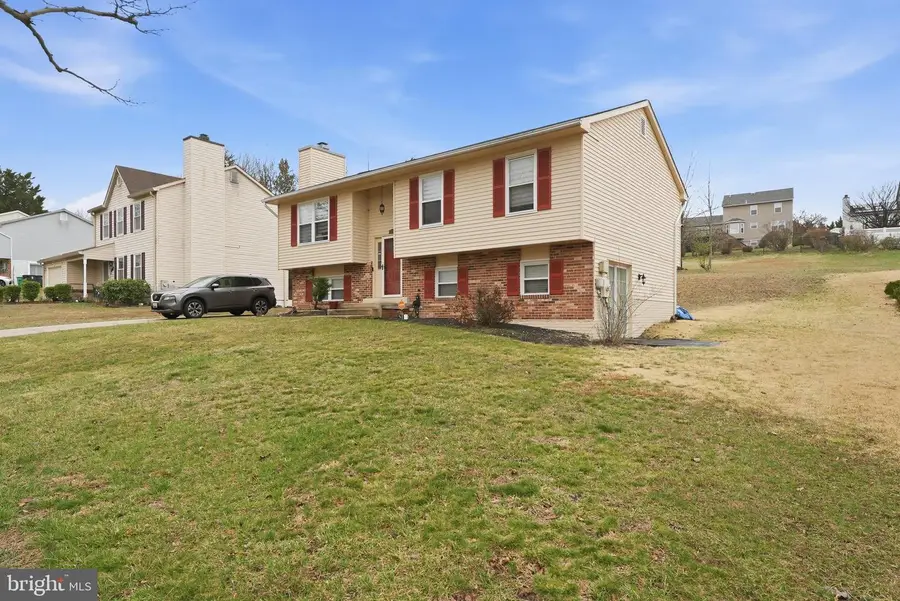 6909 Cherryfield Rd, Fort Washington, MD 20744 - #3