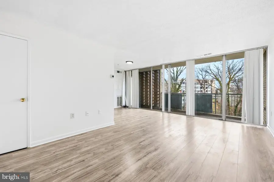 1824 Metzerott Rd #203, Hyattsville, MD 20783 - #3