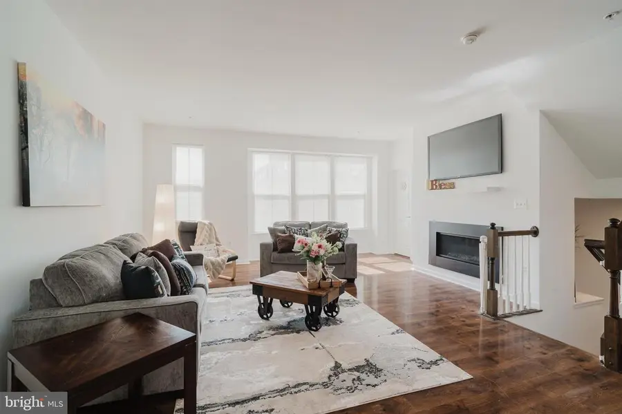 10144 Dorsey Ln, Lanham, MD 20706 - #3