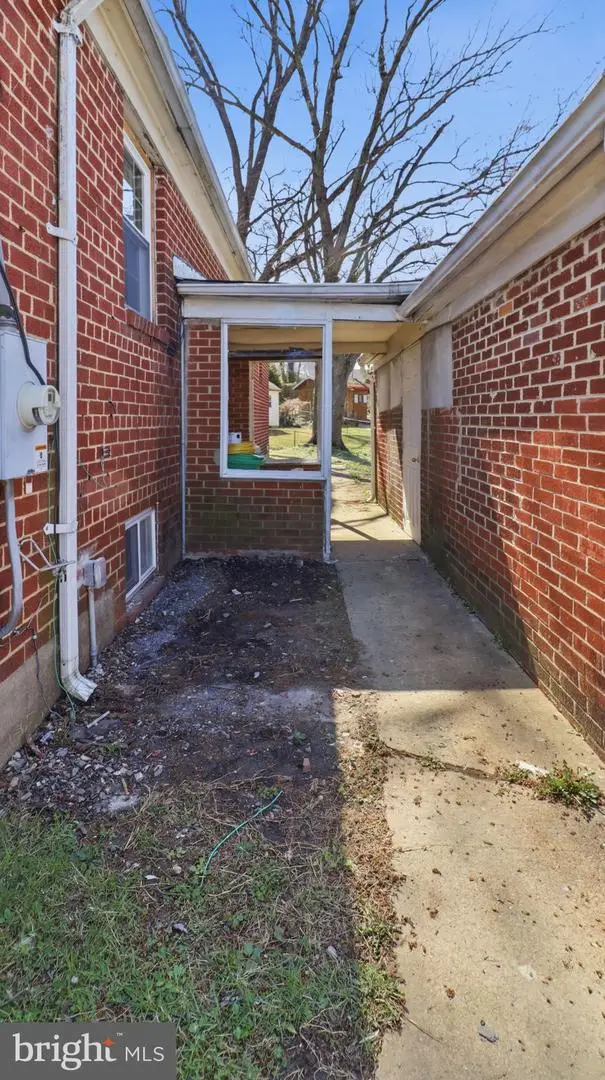 2215 Afton St, Temple Hills, MD 20748 - #3