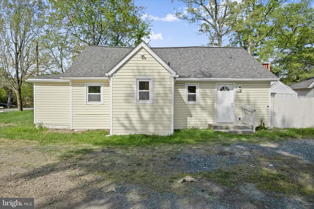 6306 Leapley Rd, Upper Marlboro, MD 20772 - #1