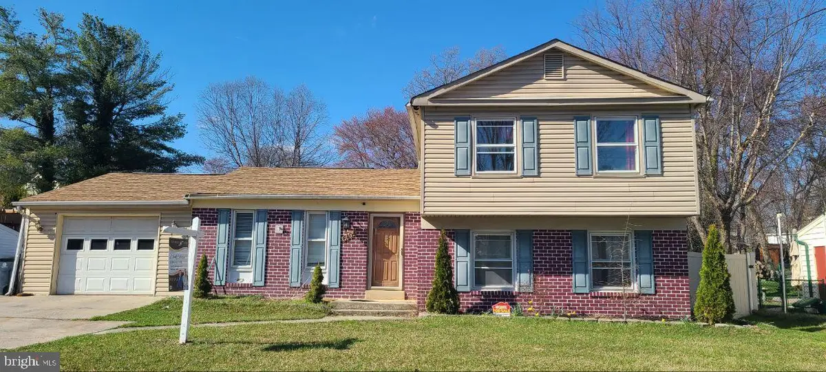 6404 Park Hall Dr, Laurel, MD 20707 - #1