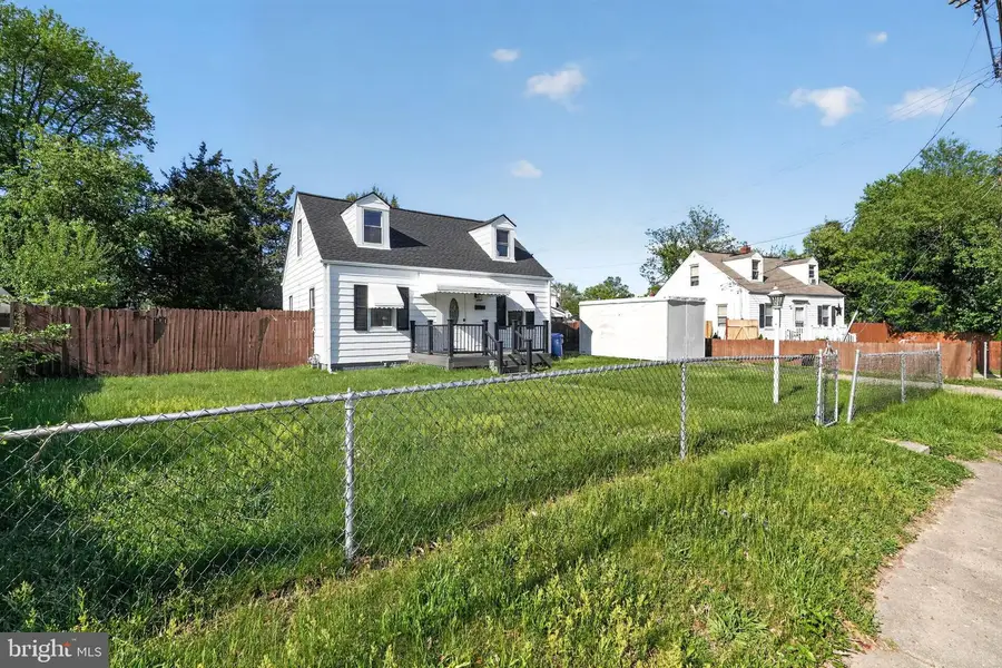 6810 Pickett Dr, Suitland, MD 20746 - #3