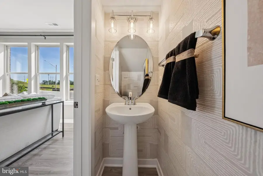 6695 Belcrest Rd, Hyattsville, MD 20782 - #2