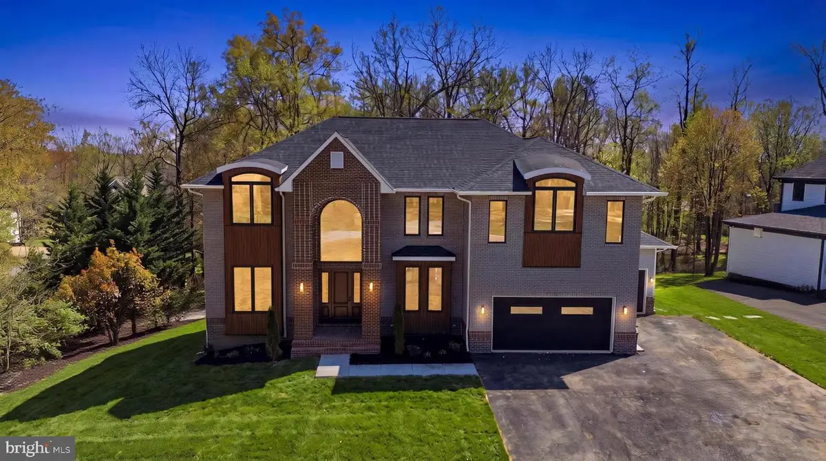 11701 Duckettown Rd, Laurel, MD 20708 - #1