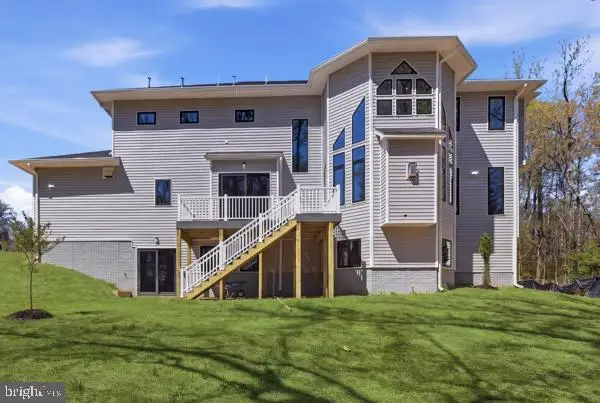 11701 Duckettown Rd, Laurel, MD 20708 - #2