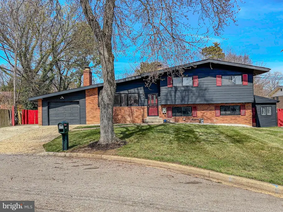 5504 Westminster Ct, Temple Hills, MD 20748 - #2