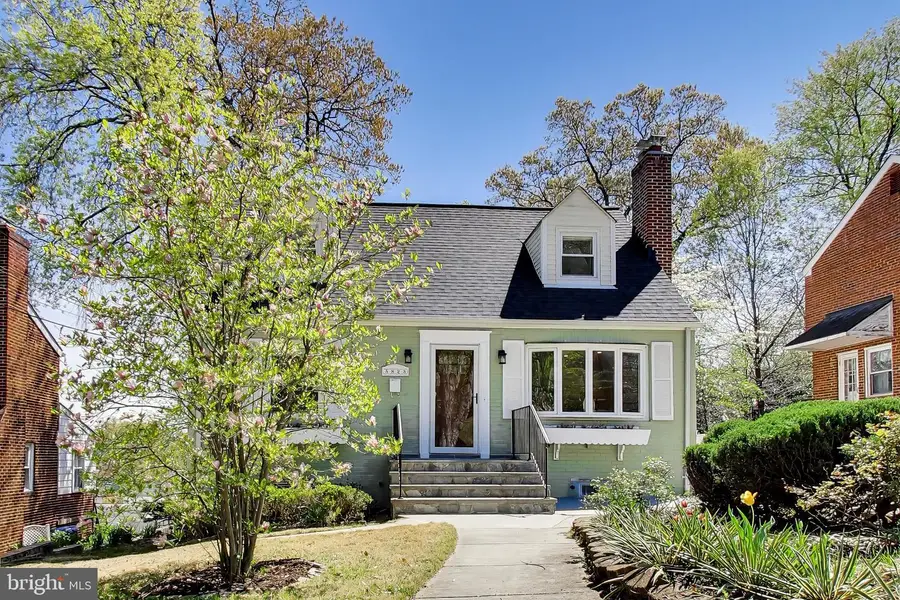 5823 Dewey St, Cheverly, MD 20785 - #2