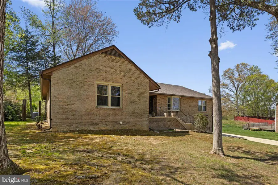 727 Gleneagles Dr, Fort Washington, MD 20744 - #2