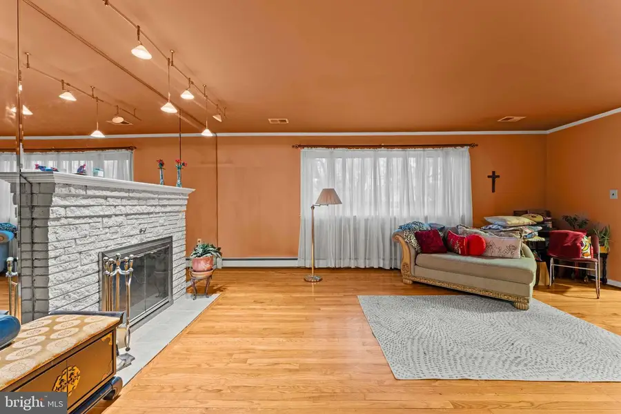 6805 Pamela Ln, Clinton, MD 20735 - #3